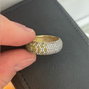 NWOT Henri Bendel Luxe Collection Pave Ombré Band Ring | Size 9